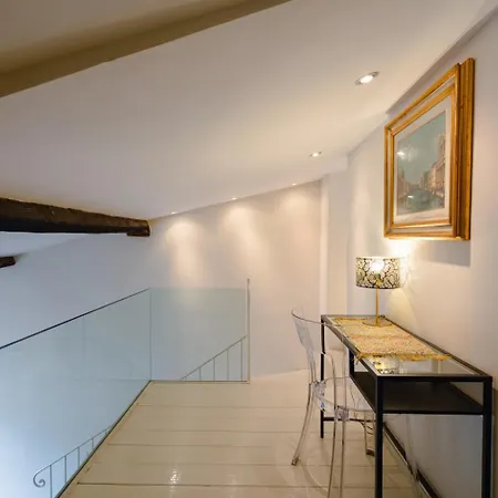 Apartament Puccini With Terrace Florencja